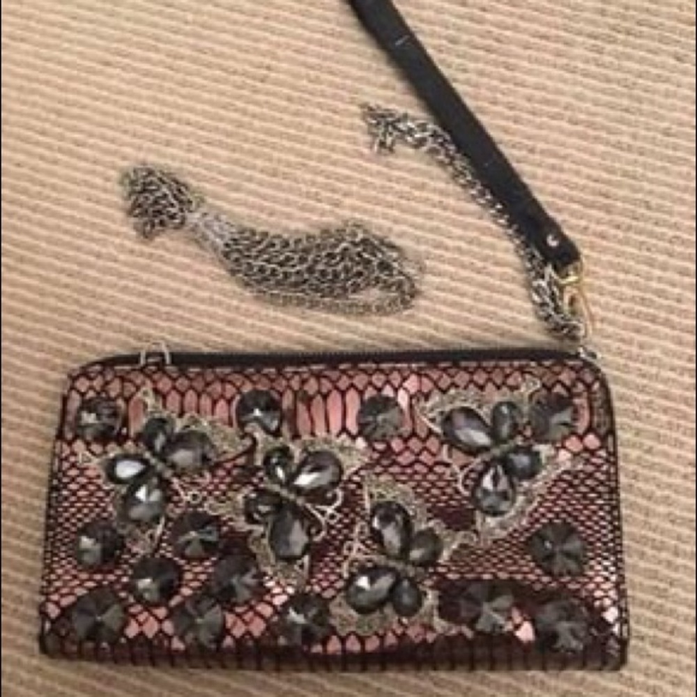 Pin Pin Purse